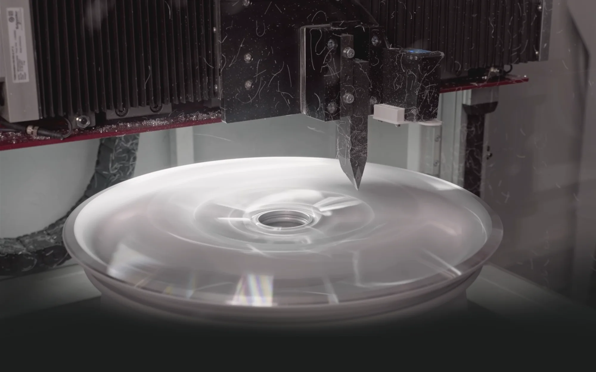 Wheel Restore diamond-cut wheel machine running DCM software